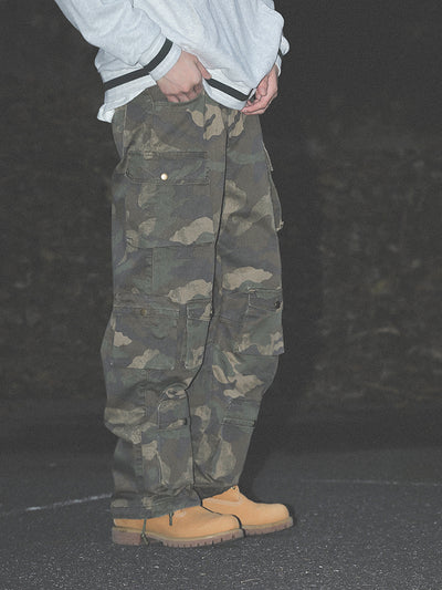 UNTILWERICH Dirty Camo Multi Pocket Work Cargo Pants | Face 3 Face