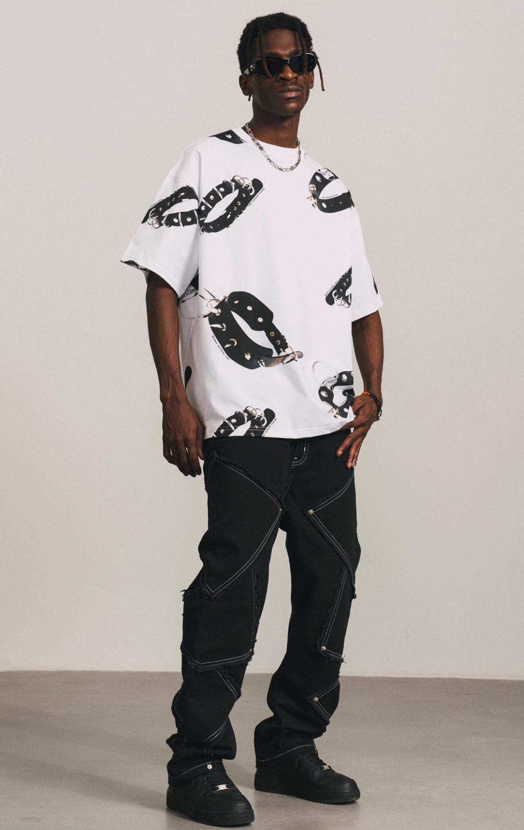 ANTIDOTE Rivets Printed Tee