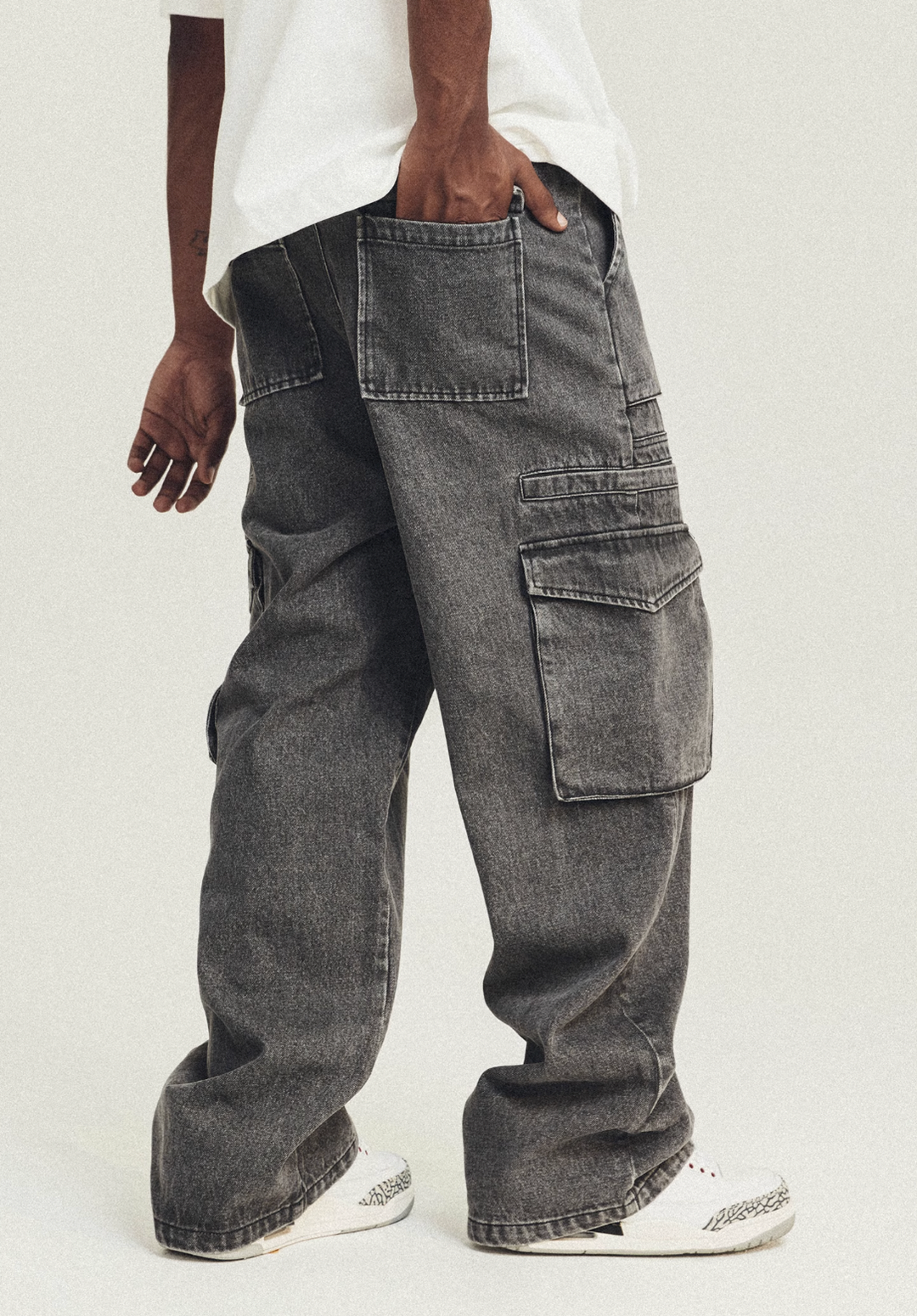 ANTIDOTE Multi Pocket Washed Jeans