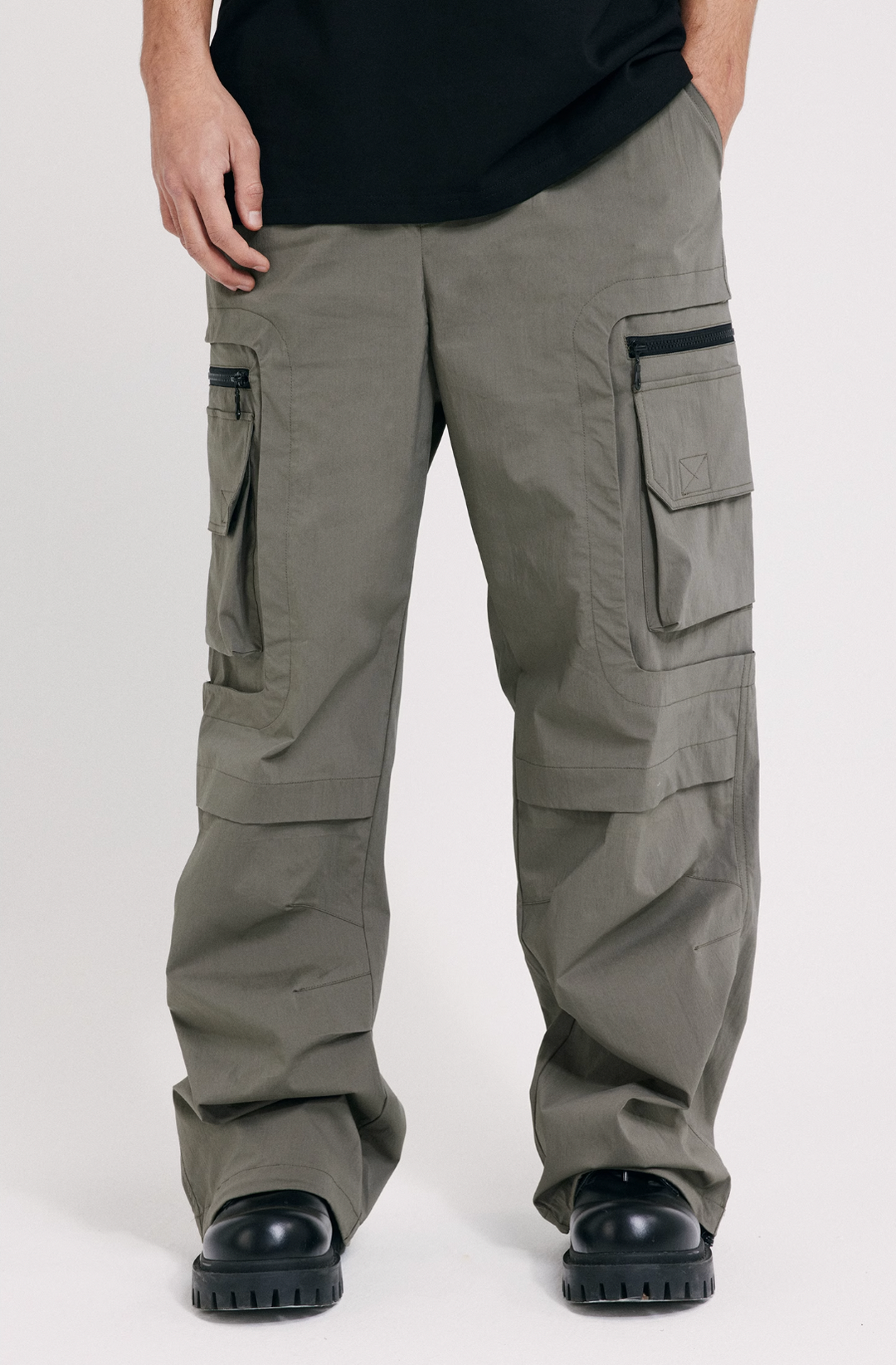ANTIDOTE Multi Pocket Zippered Pants