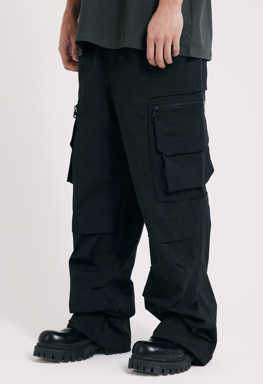 ANTIDOTE Multi Pocket Zippered Pants