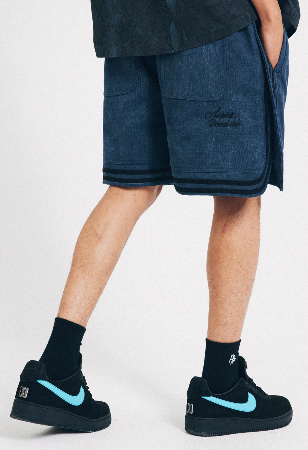 ANTIDOTE Washed Side Stripe Shorts