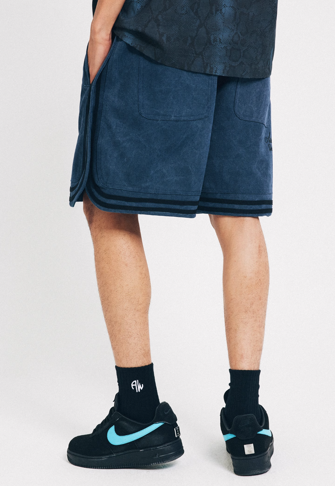 ANTIDOTE Washed Side Stripe Shorts
