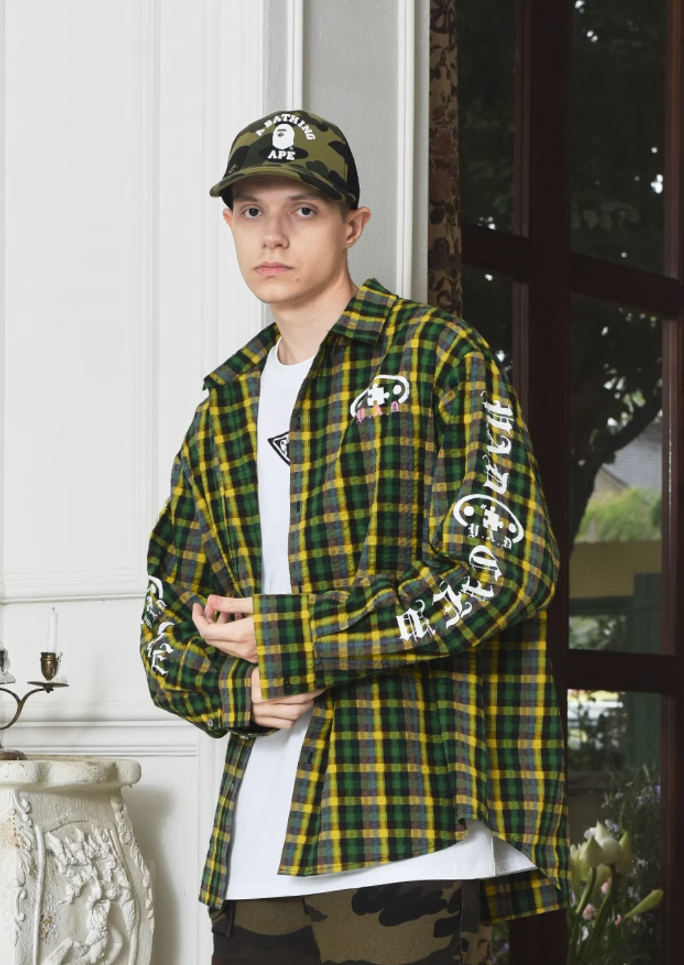 YADcrew Gothic Oval Puzzle Bubble Plaid Shirt