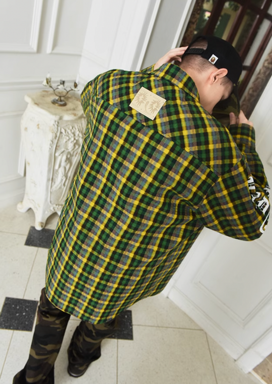 YADcrew Gothic Oval Puzzle Bubble Plaid Shirt