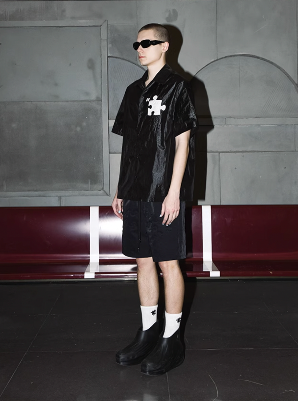 YADcrew Plastic Pattern Fabric Short Sleeved Shirt