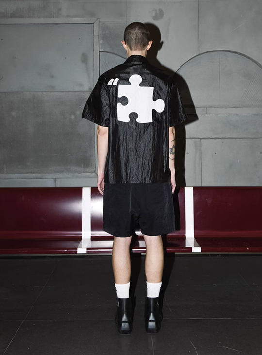 YADcrew Plastic Pattern Fabric Short Sleeved Shirt