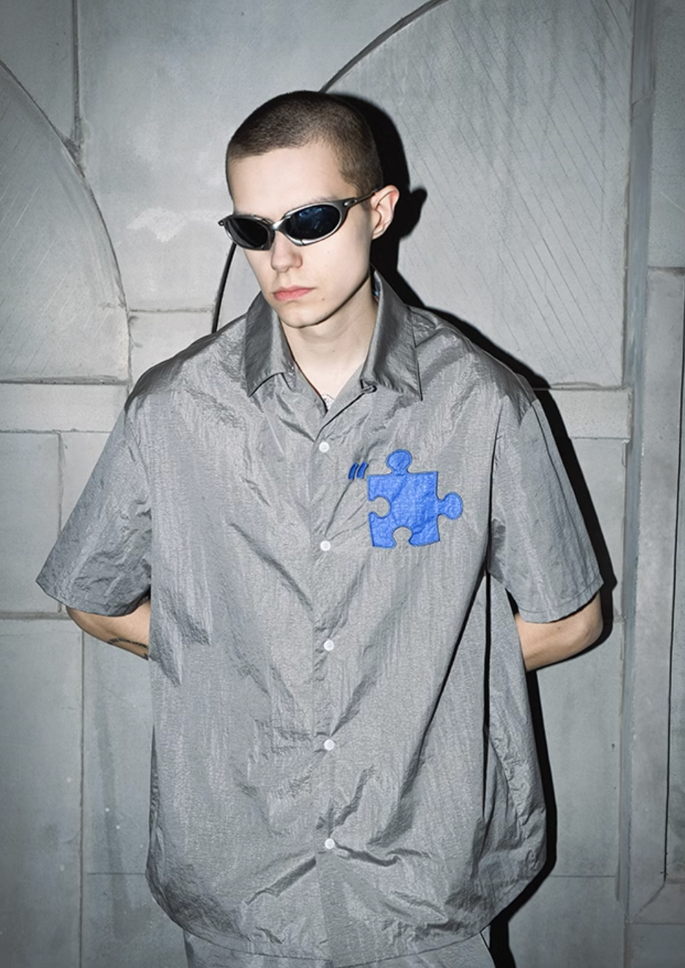 YADcrew Plastic Pattern Fabric Short Sleeved Shirt