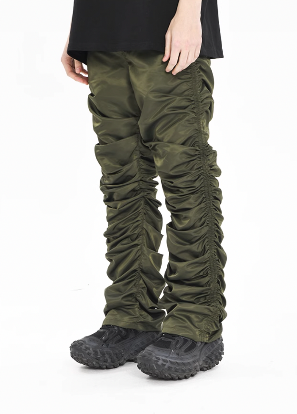 YADcrew Super Pleated Pants
