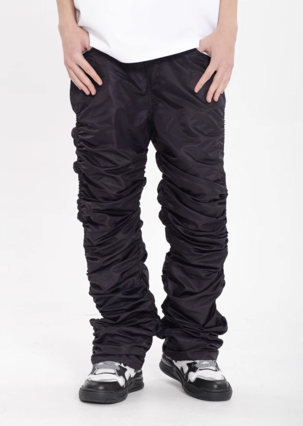 YADcrew Super Pleated Pants