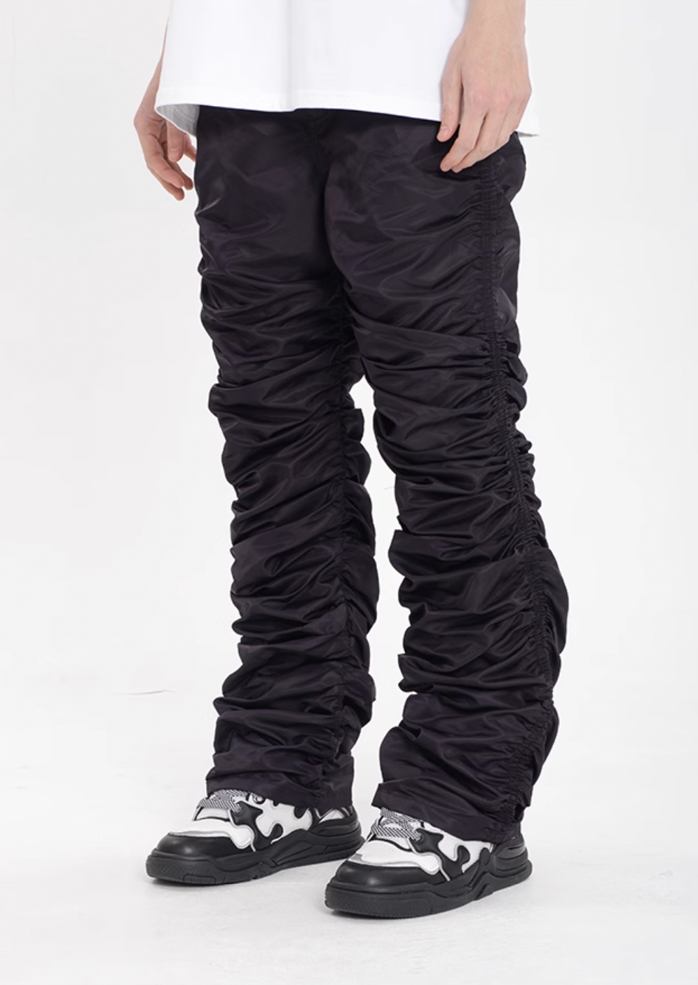 YADcrew Super Pleated Pants