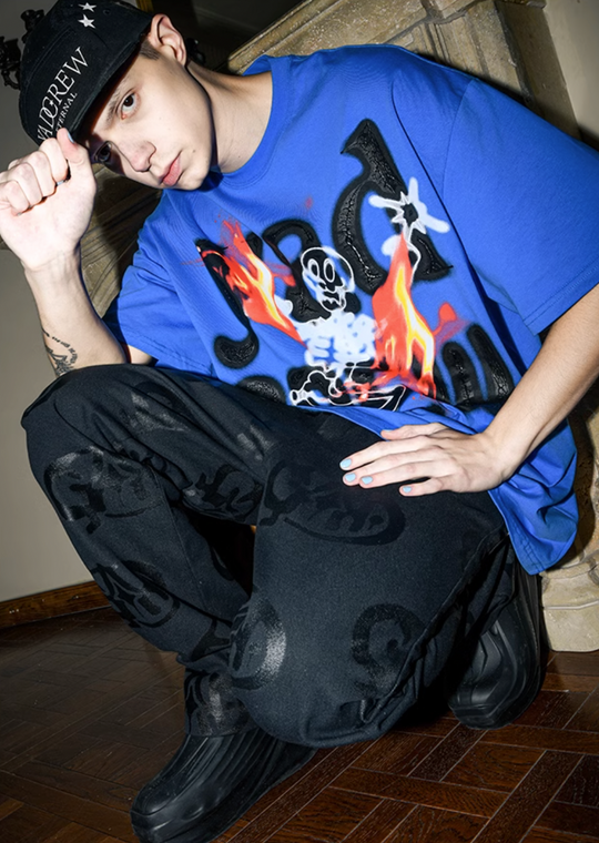 YADcrew Burning Skull graffiti print Tee