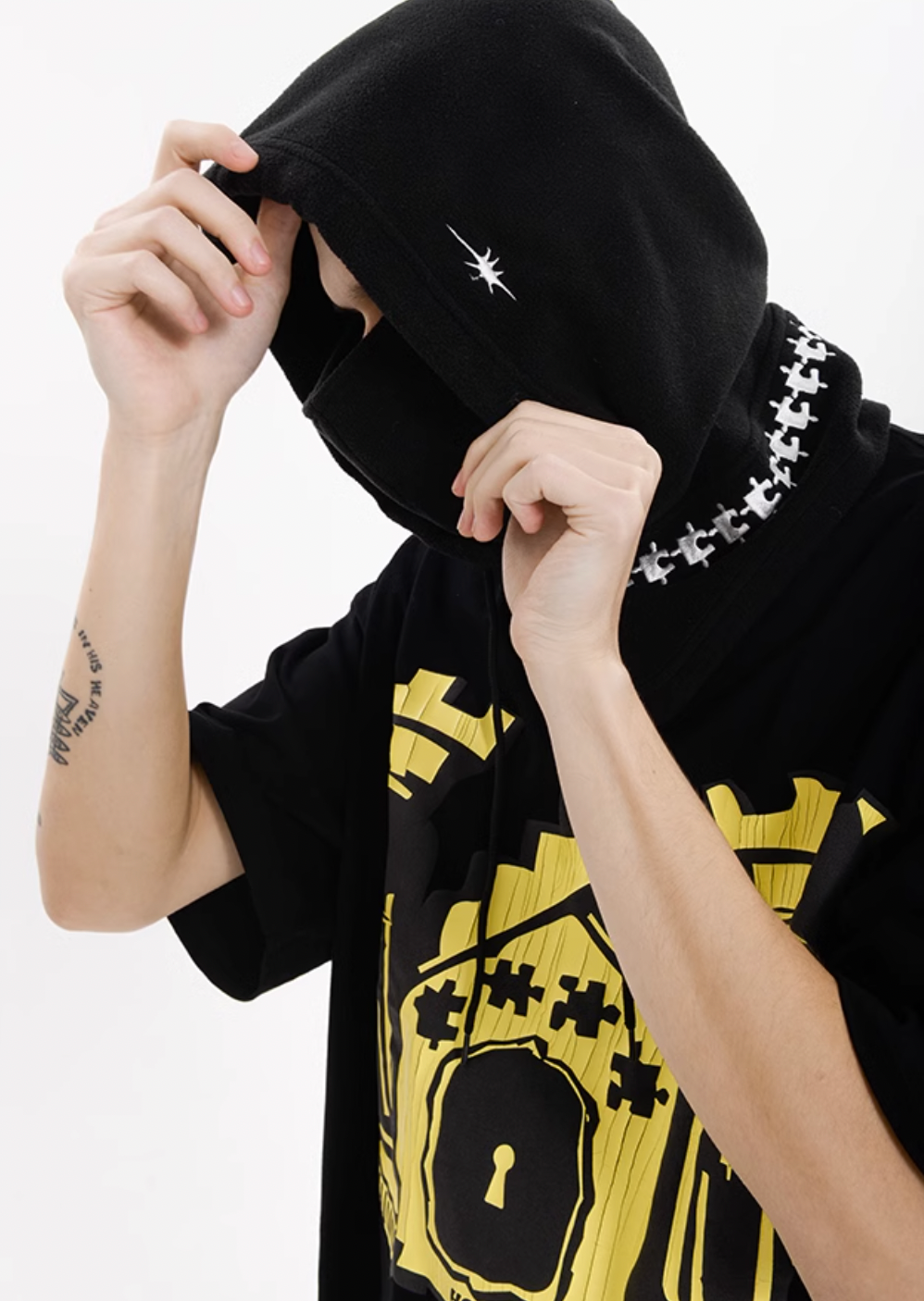 YADcrew Turtle Pulp Old Print Tee