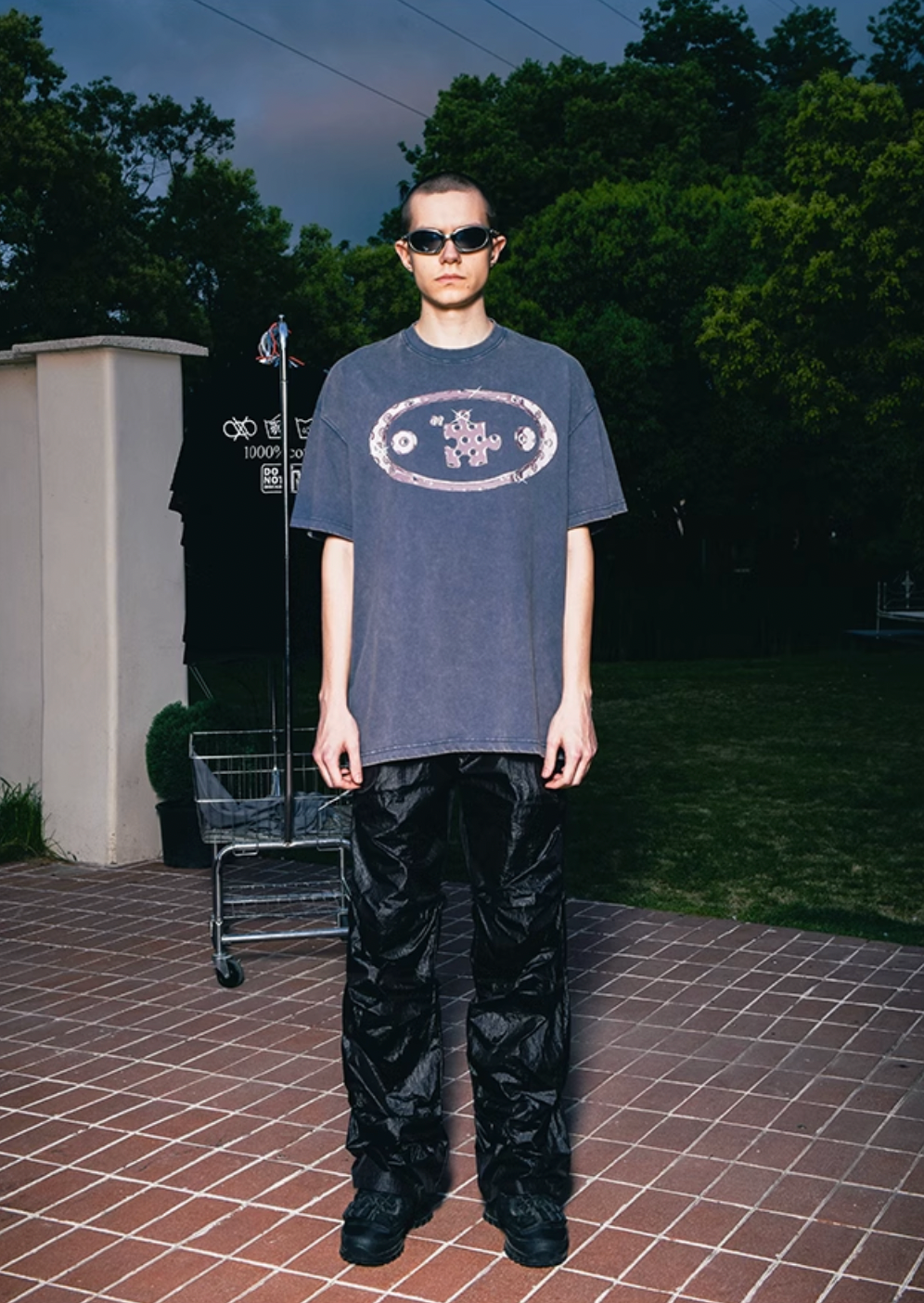 YADcrew 'Zhenjin' Quote Puzzle Tee