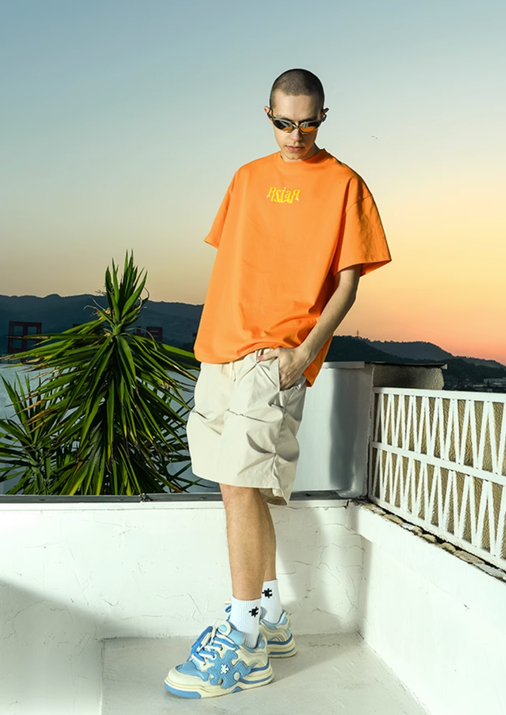 YADcrew R-STAR Full Star Printed Tee