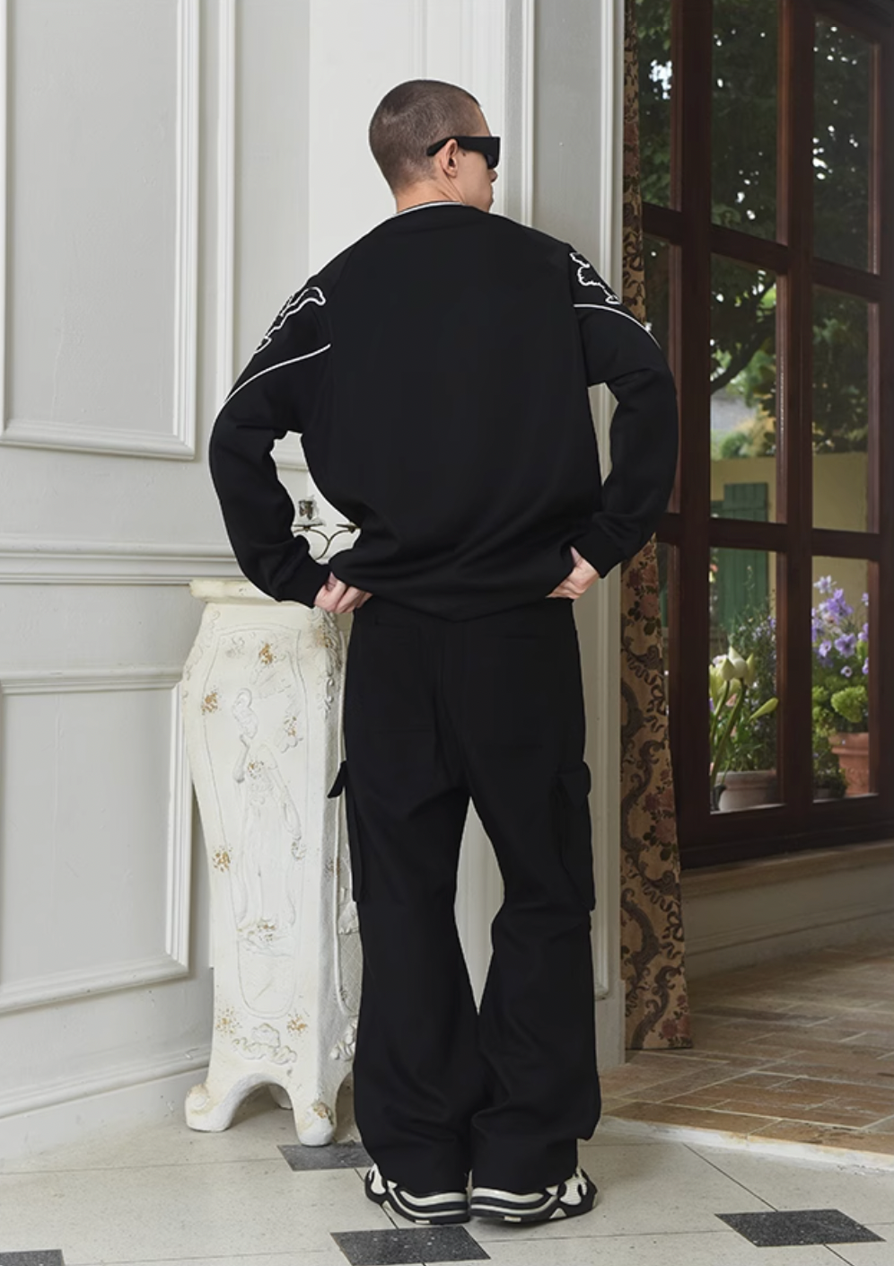 YADcrew Ostrich Foam Printed Sweatshirts