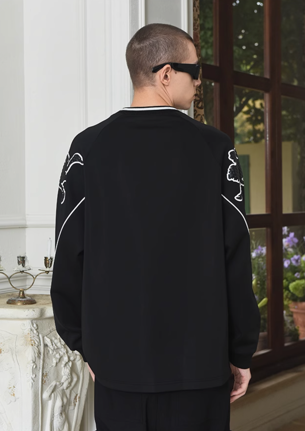 YADcrew Ostrich Foam Printed Sweatshirts