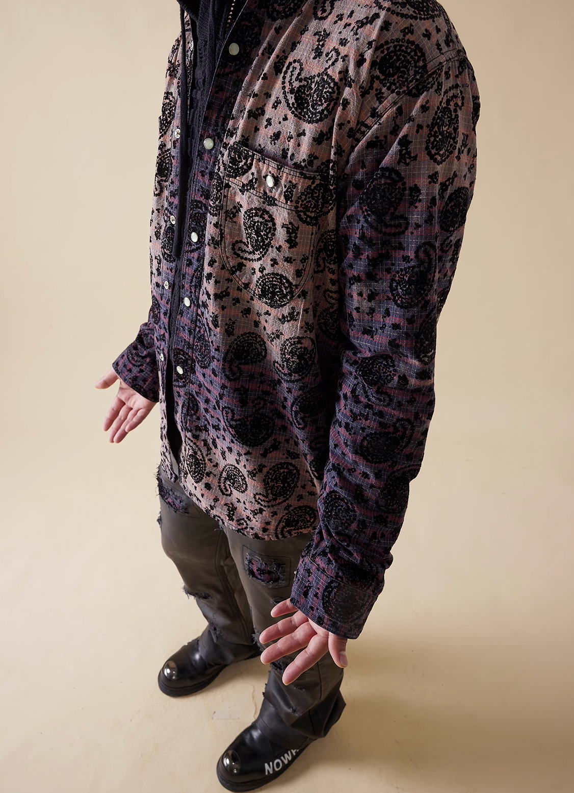 EVILKNIGHT(EK) Paisley Washed & Aged Gradient Plaid Long Sleeve Shirt