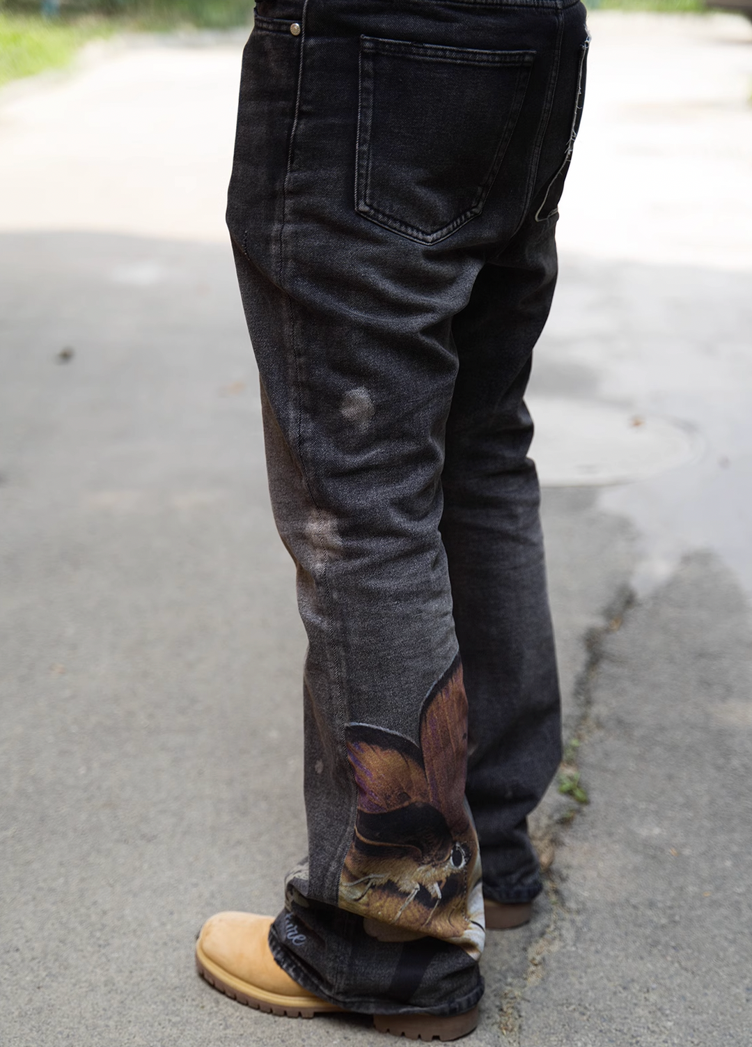 EVILKNIGHT(EK) Digital Print Butterfly Embroidery Denim Flare Pants