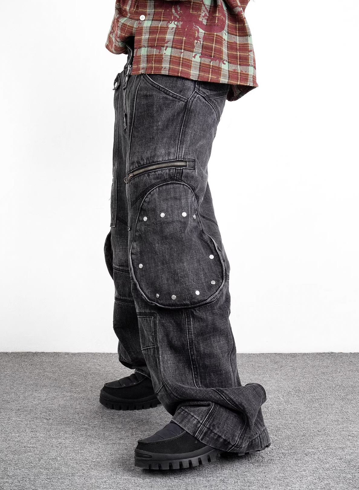 EVILKNIGHTEK Washed Round Zipper Multi Pocket Denim Pants