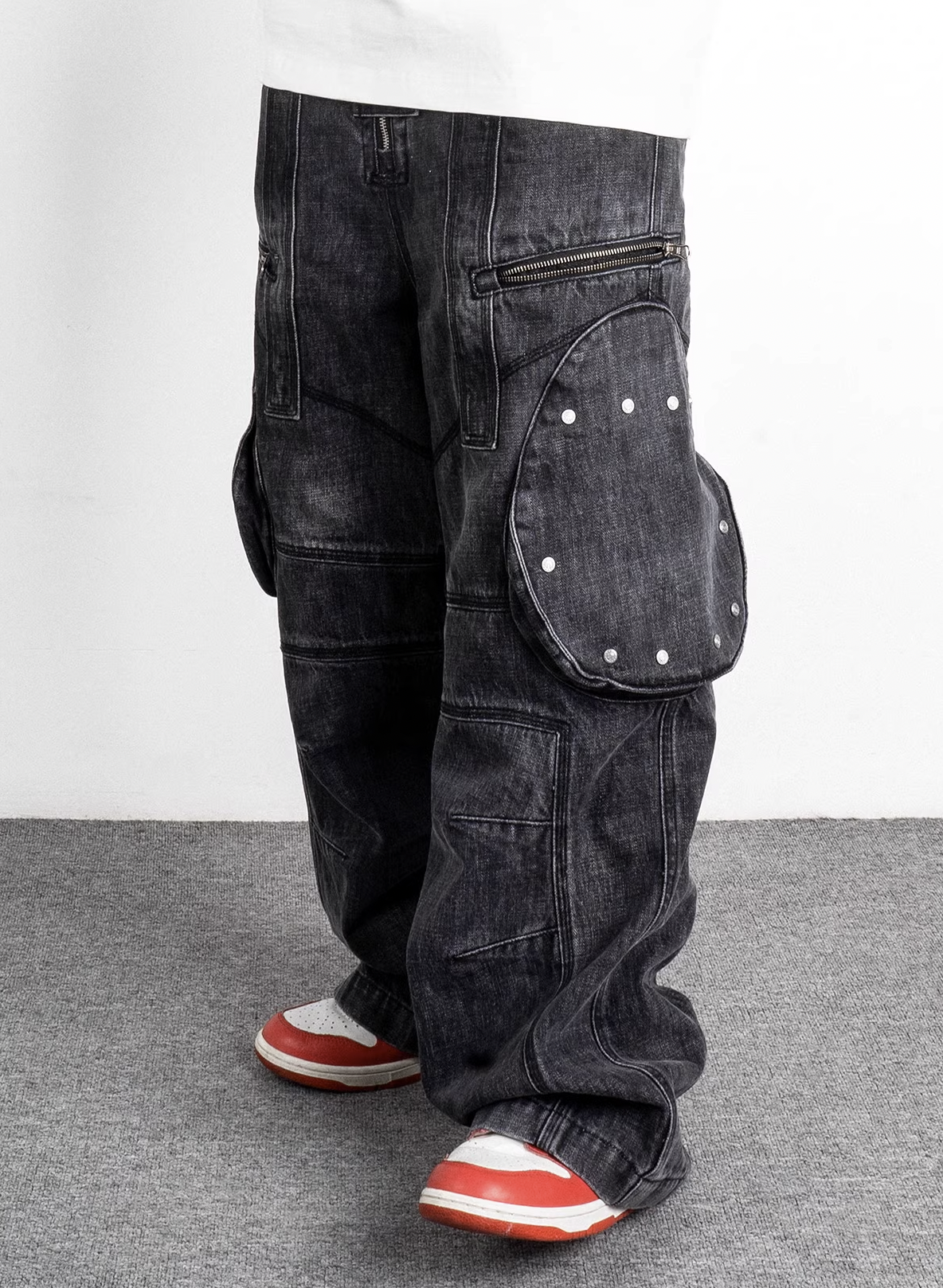 EVILKNIGHT(EK) Washed Round Zipper Multi Pocket Denim Pants – Face