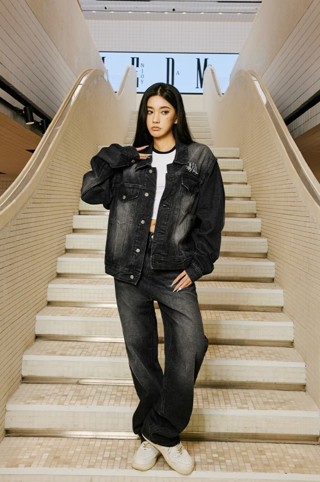 MEDM Letter Logo Loose Denim Jacket