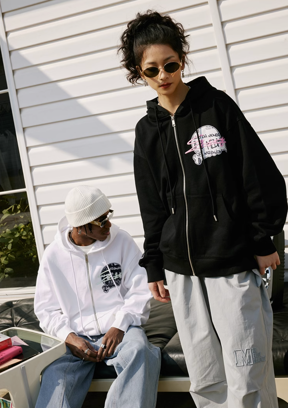 MEDM Skull Label Zipper Hoodie