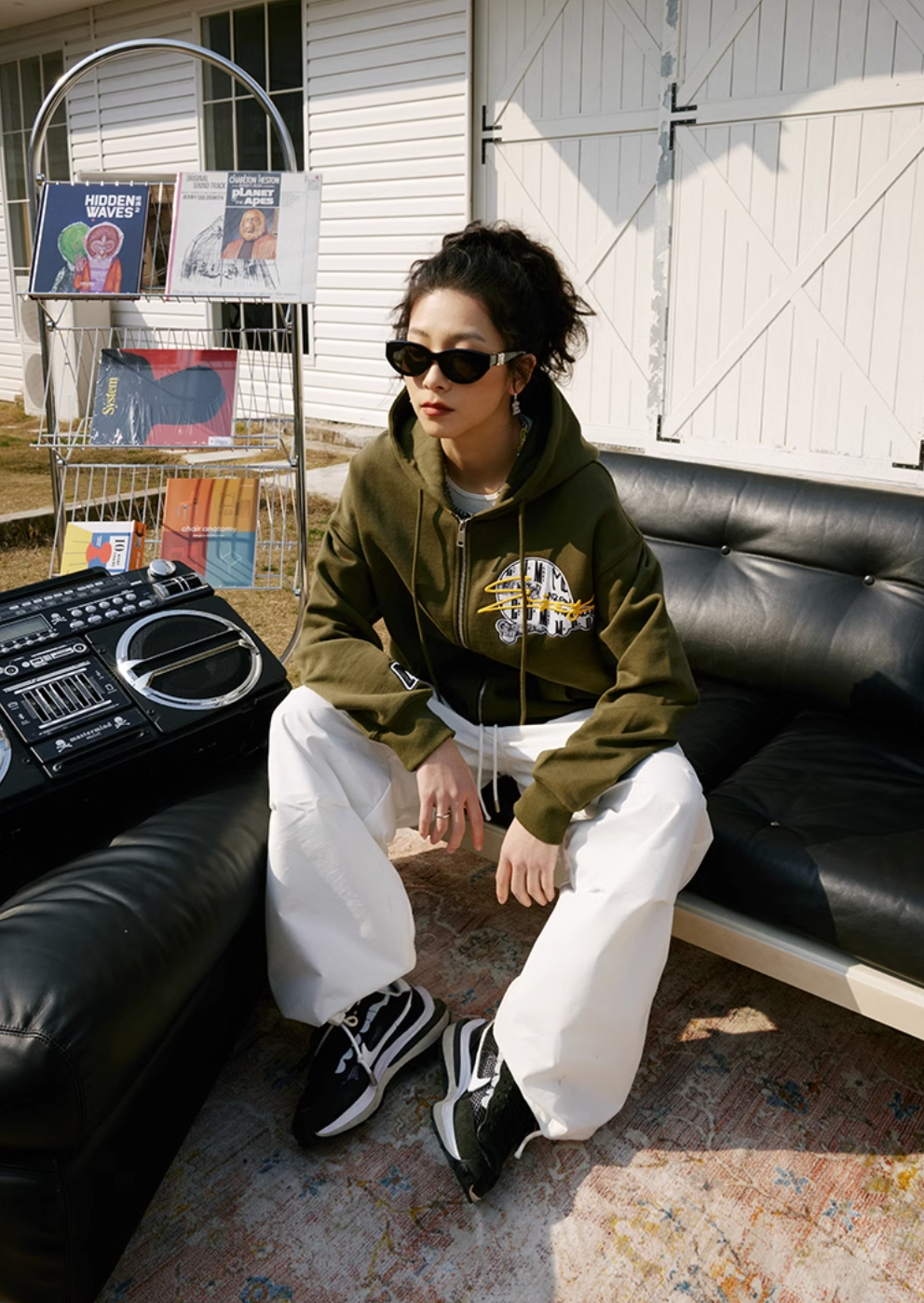 MEDM Skull Label Zipper Hoodie