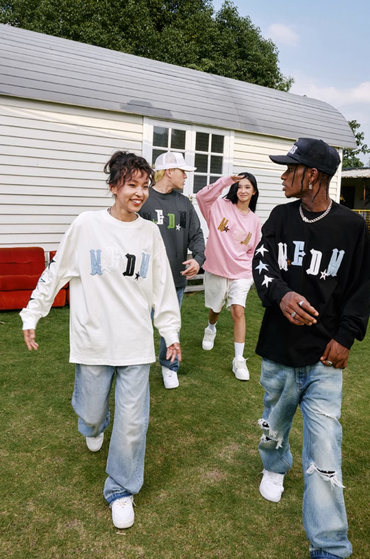 MEDM Star Embroidery Long Sleeved Tee