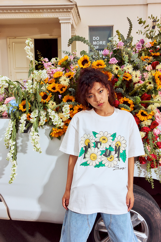 MEDM Sunflower Turtle Print Tee