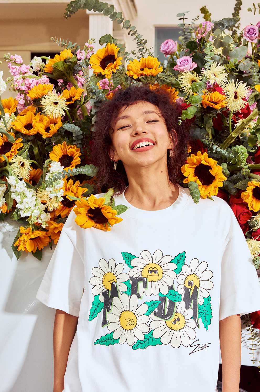 MEDM Sunflower Turtle Print Tee