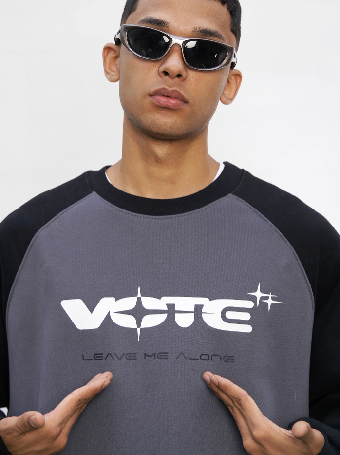 VOTE Star Logo & Contrast Color Sweatshirt