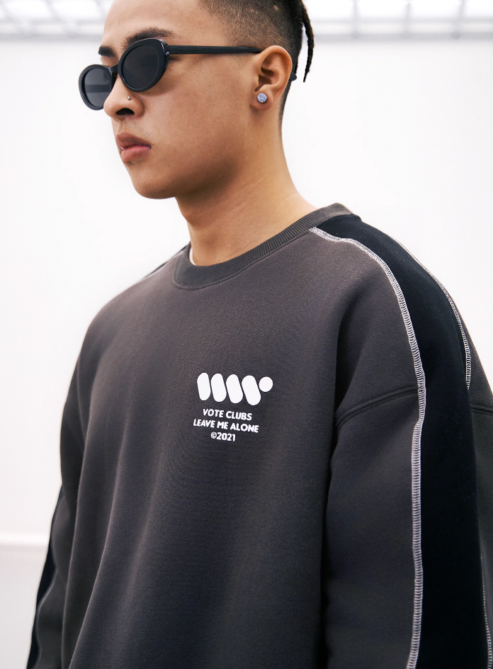 VOTE VVVVOTE Color Blocked Striped Sweatshirt