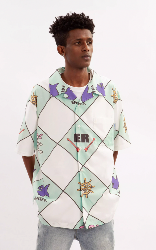 EMPTY REFERENCE Shark Short Sleeve Shirt