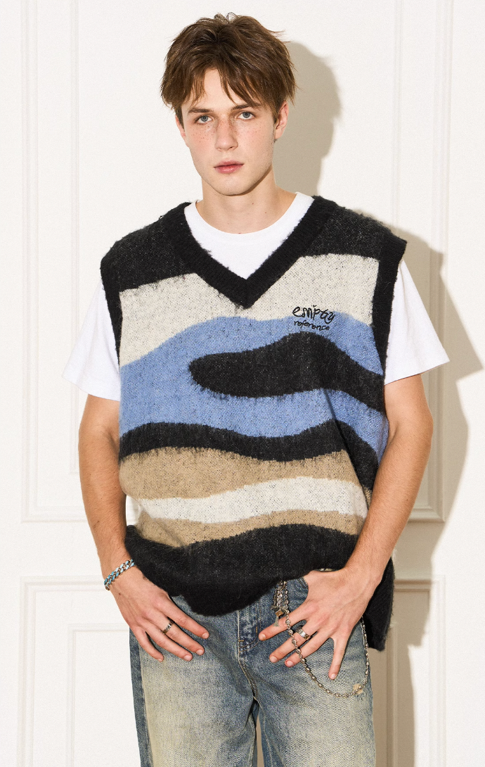 EMPTY REFERENCE Mohair Ripple Wool V-Neck Knit Vest