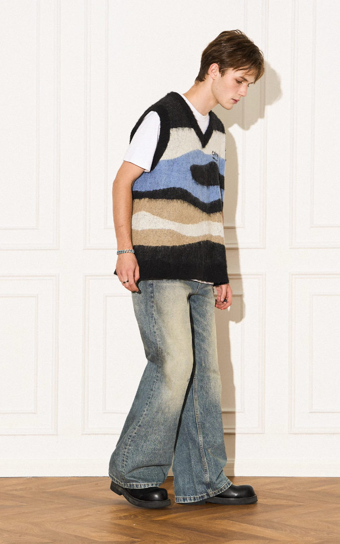 EMPTY REFERENCE Mohair Ripple Wool V-Neck Knit Vest