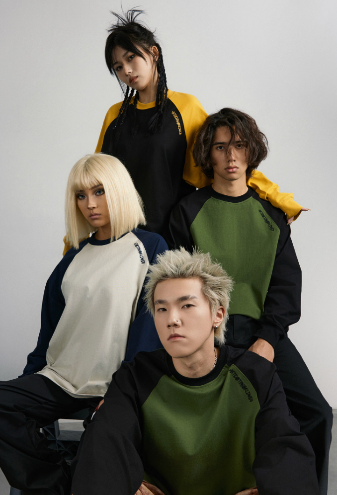 ANTIDOTE Graffiti Font Raglan Sleeve Tee