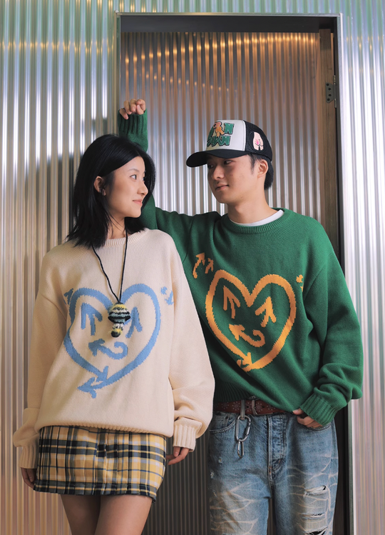 EVILKNIGHT(EK) Love Expression Knit Sweater