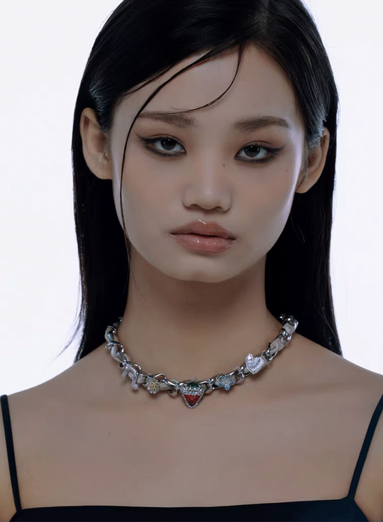 Nbostore Strawberry Full Of Diamonds Necklace