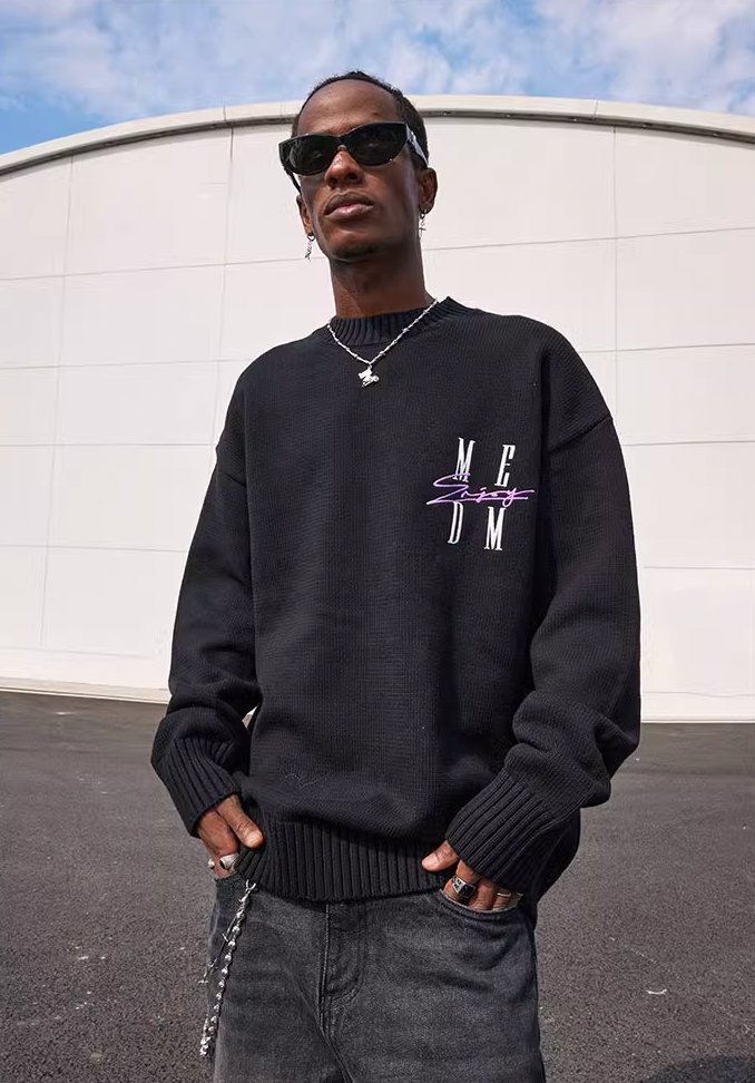 MEDM Basic Embroidery Logo Knit Sweater