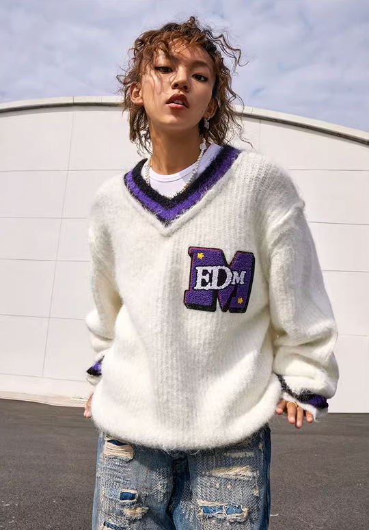 MEDM V Neck Logo Knit Sweater