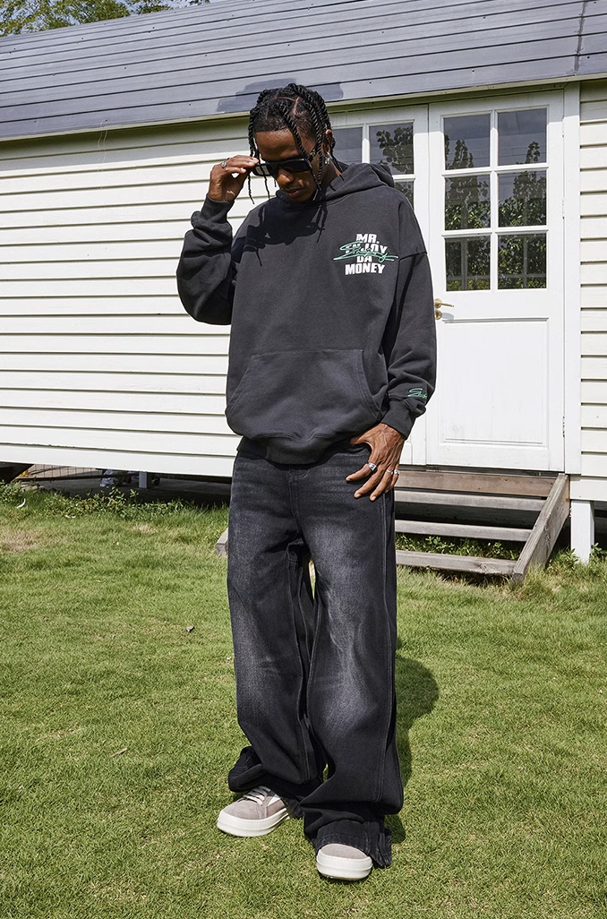 MEDM Basic Embroidery Logo Hoodie