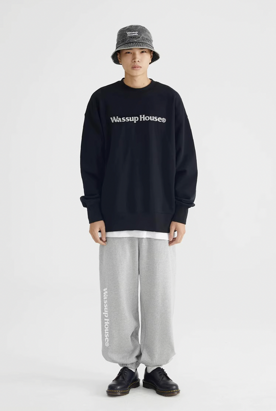 Wassup House Basic Printing Logo Sweatshirt black-2