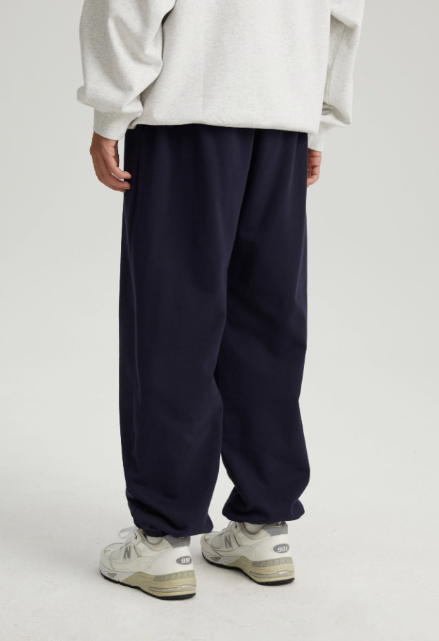 Wassup House Center Seam Basic Sweat Pants