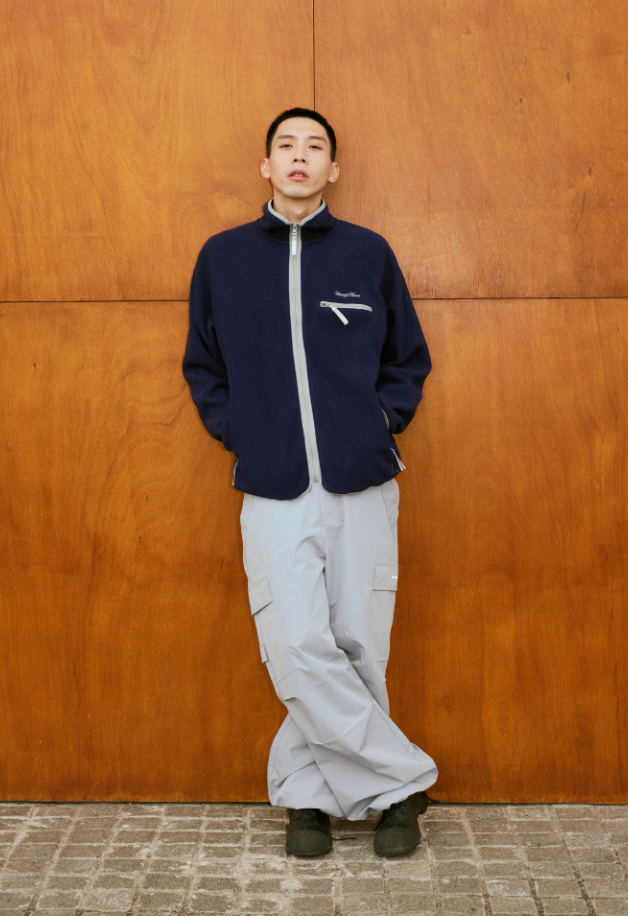 Wassup House Contrasting Edge Zipper Fleece Jacket