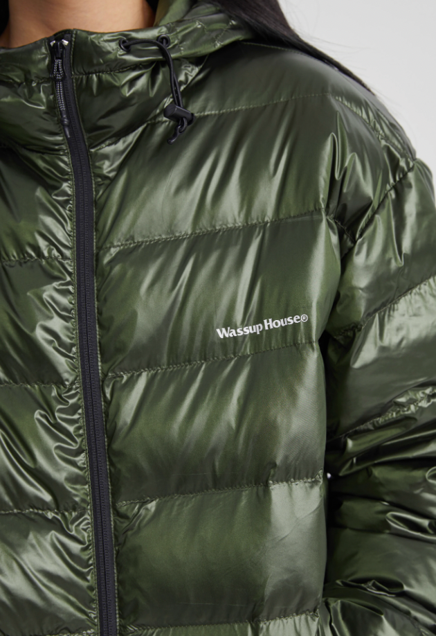 Wassup House Basic Glossy Hooded Down Jacket