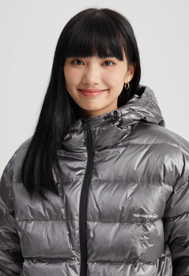 Wassup House Basic Glossy Hooded Down Jacket