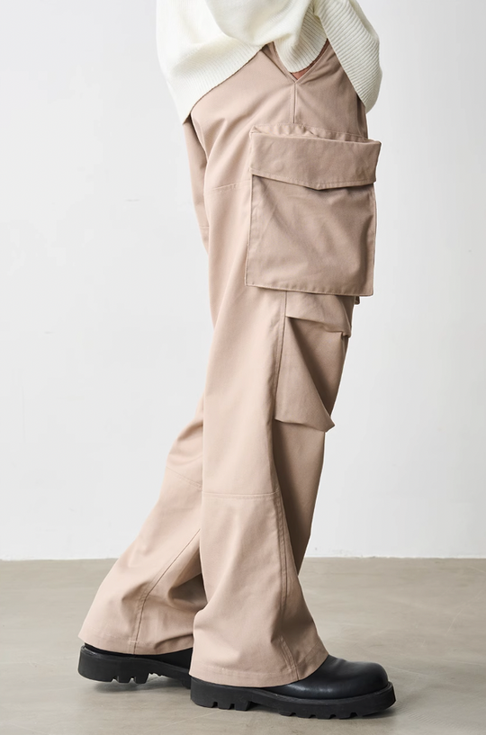 Harsh and Cruel Multi Pocket Knee Pleated Trousers