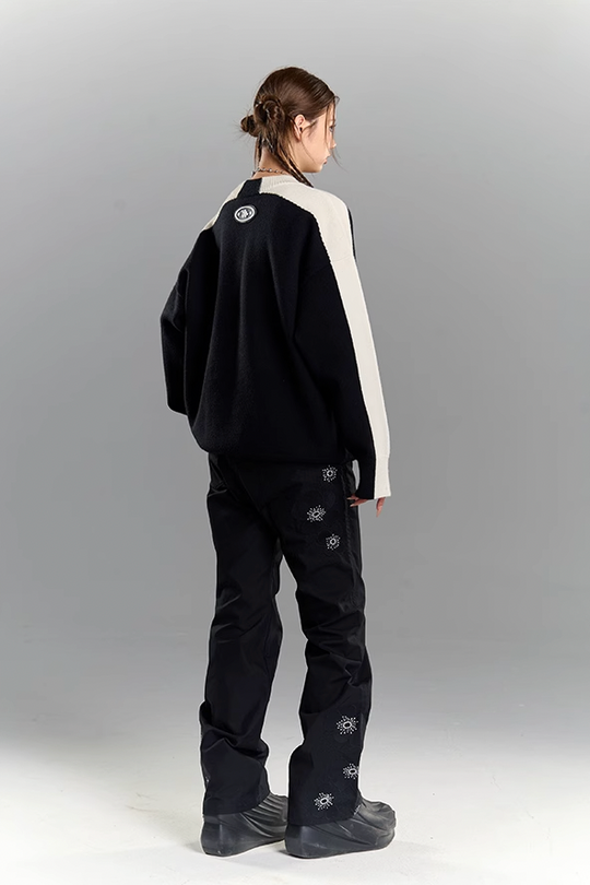 YADcrew Black & White Contrasting Knit Sweater