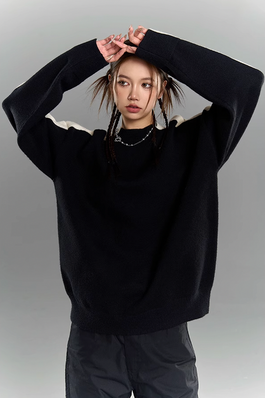 YADcrew Black & White Contrasting Knit Sweater